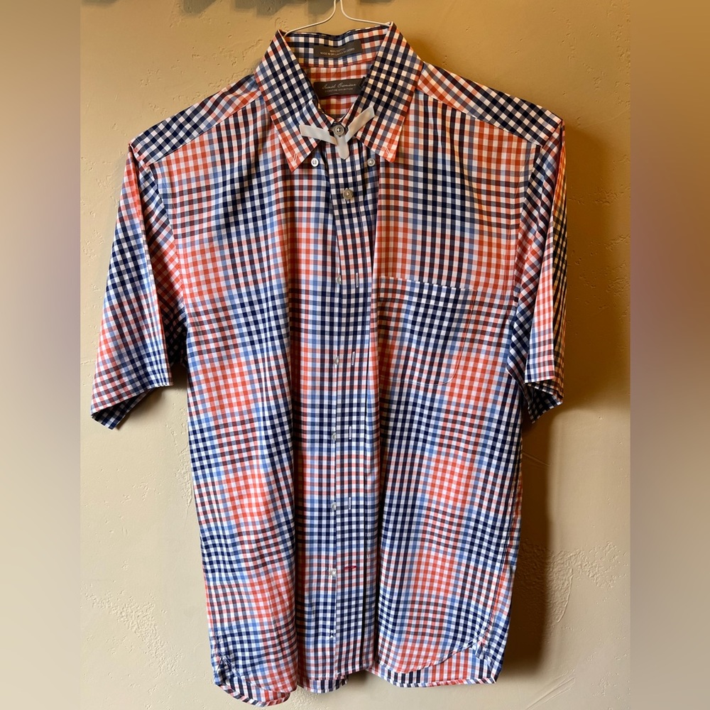 Mens Daniel Cremieux size M button down